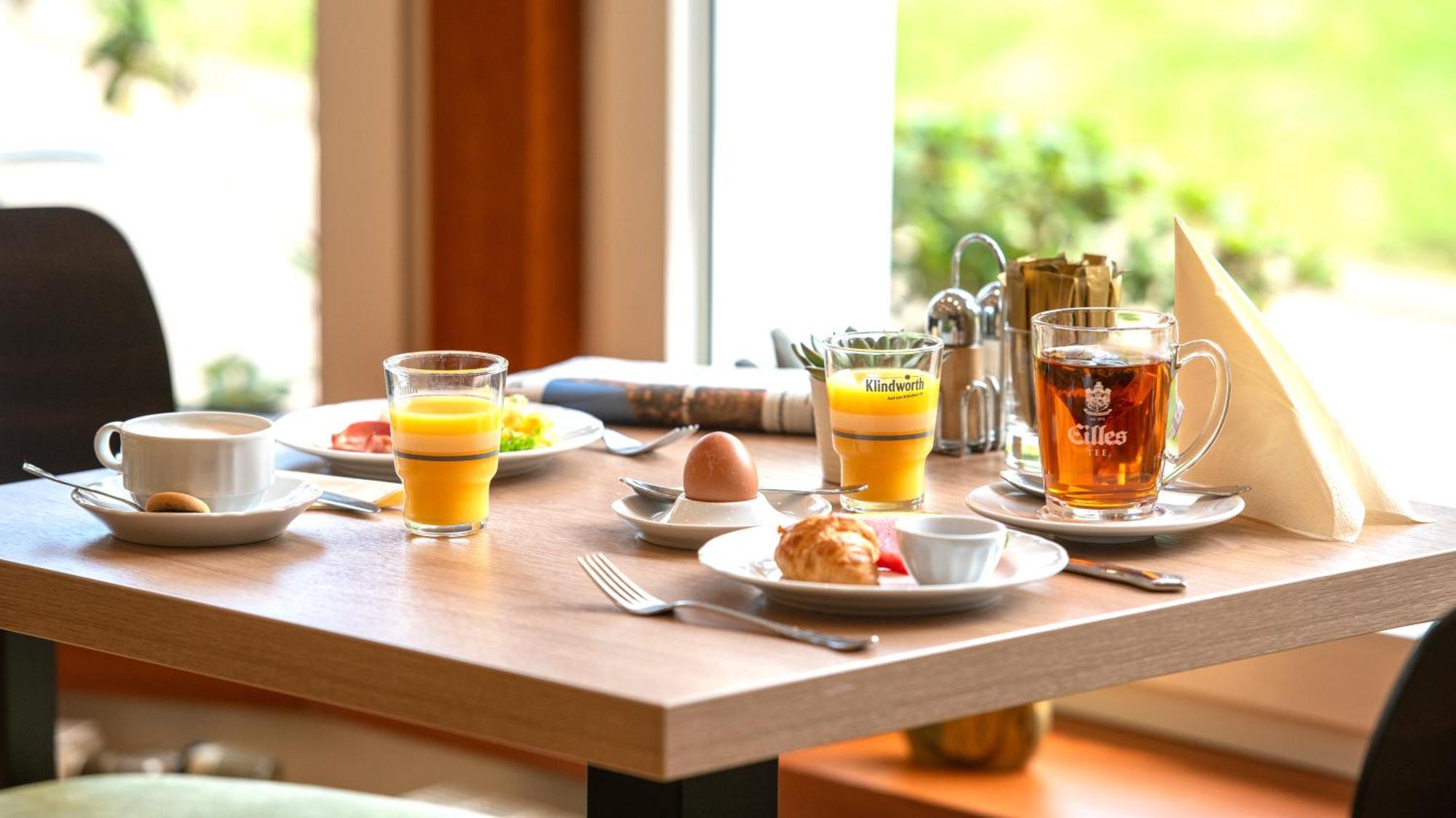 Landhotel Zur Eiche Букстехуде Екстериор снимка