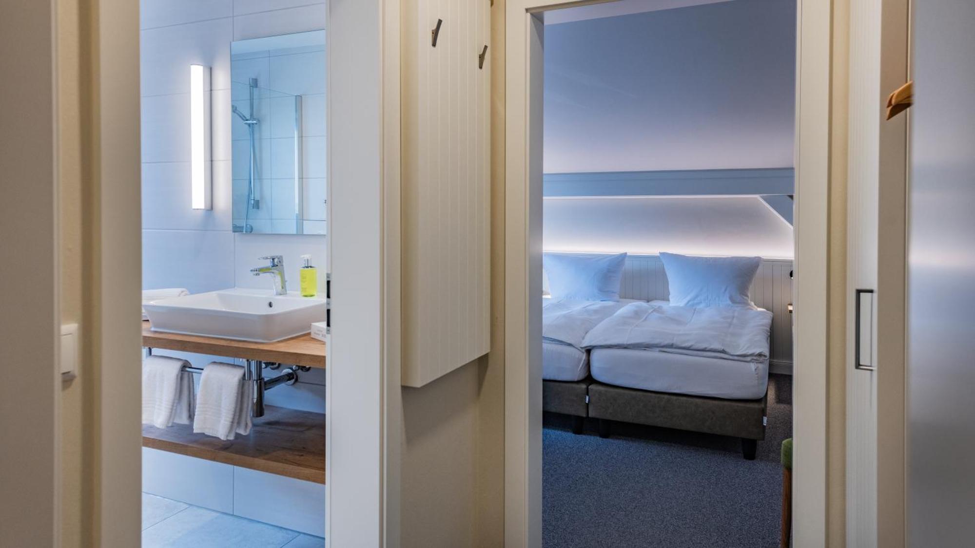 Landhotel Zur Eiche Букстехуде Екстериор снимка